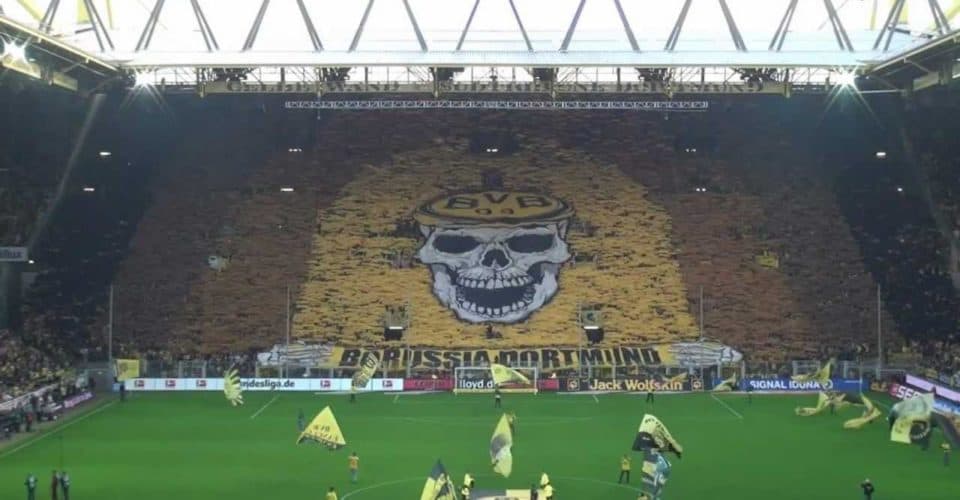 ¿Existe la ventaja de jugar en casa? 1 Aficción del Borussia Dortmound