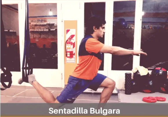 Sentadilla bilateral asimétrica búlgara