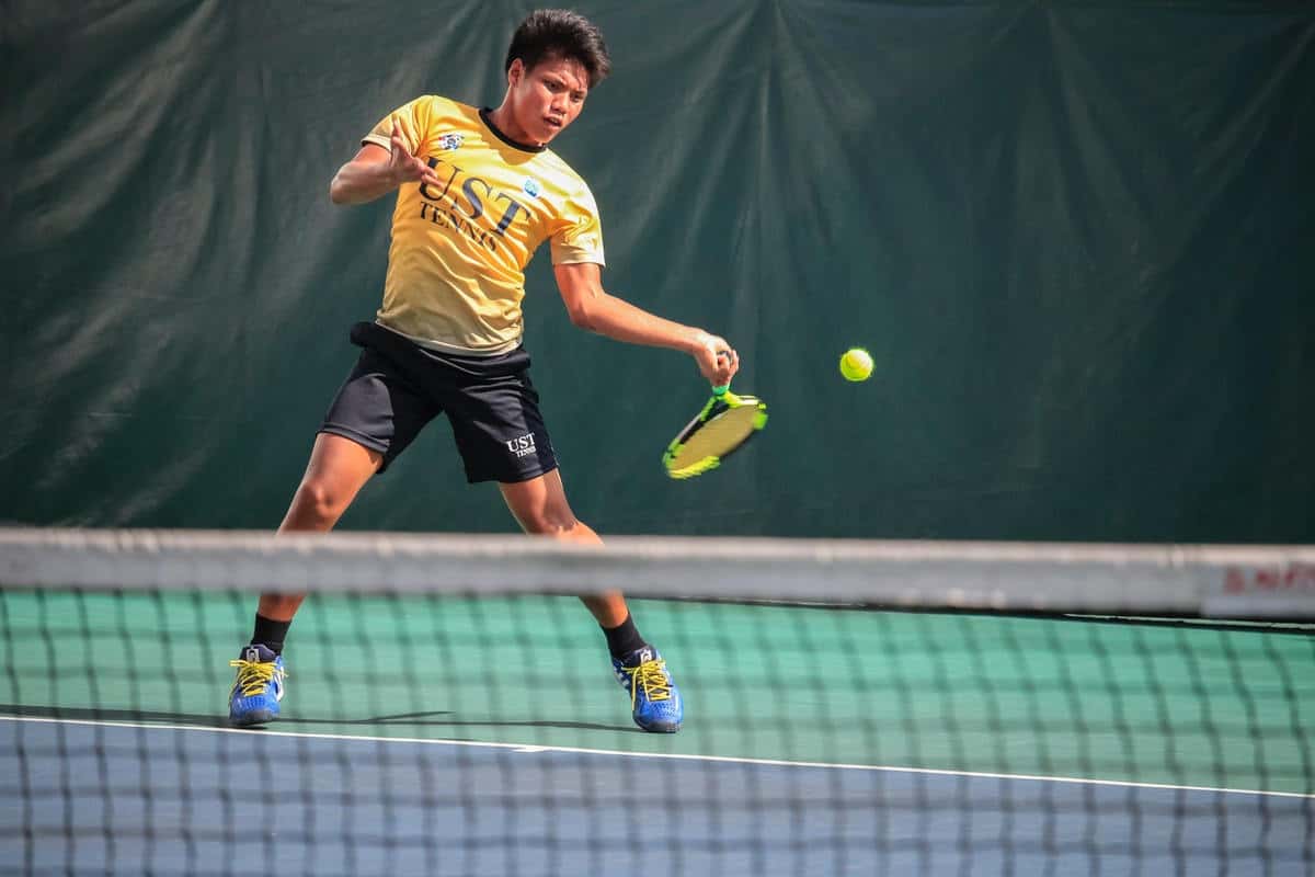 Por qué deberías salir a correr con una pelota de tenis