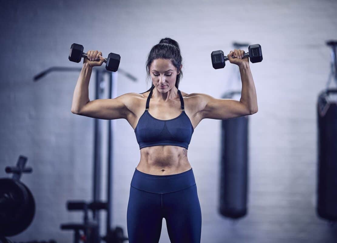 Power jump: qué es, beneficios y guía completa 7 claves para el entrenamiento de hombros