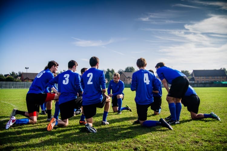 Calentamiento pre-partido de fútbol: una propuesta práctica 1 calentamiento pre-partido futbol