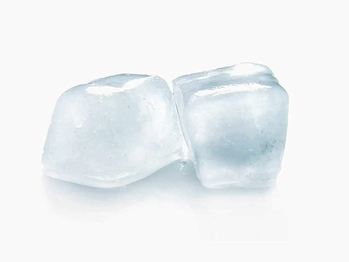 Dos cubos de hielo