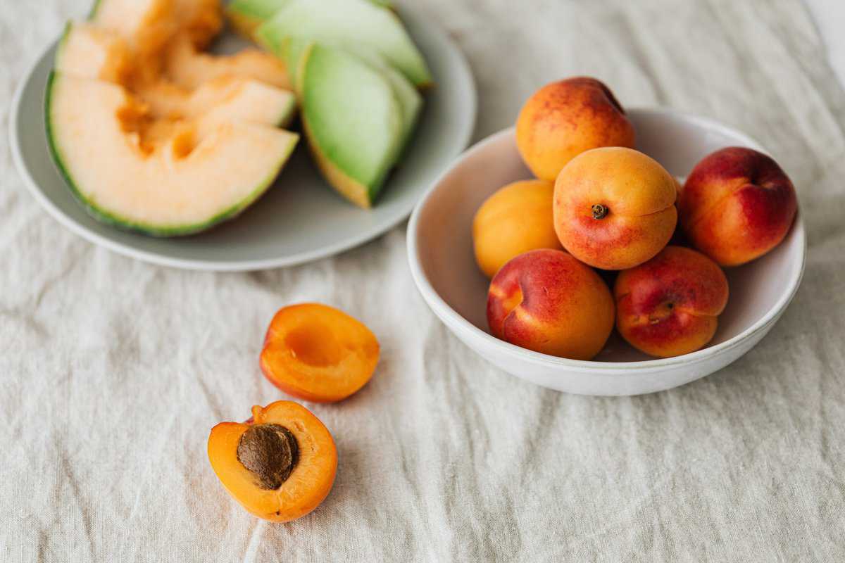 frutas en la mesa