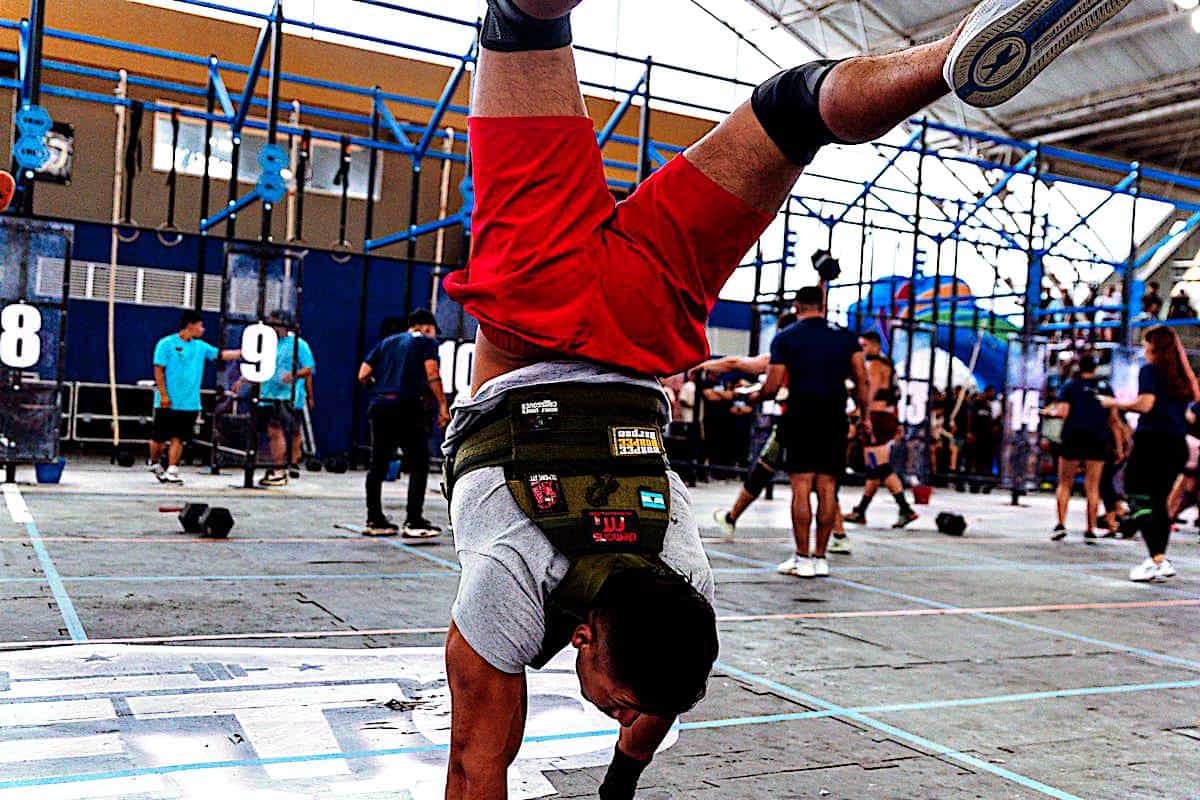Guía del Chaleco lastrado: 5 beneficios y entrenamiento Ejercicio con lastre