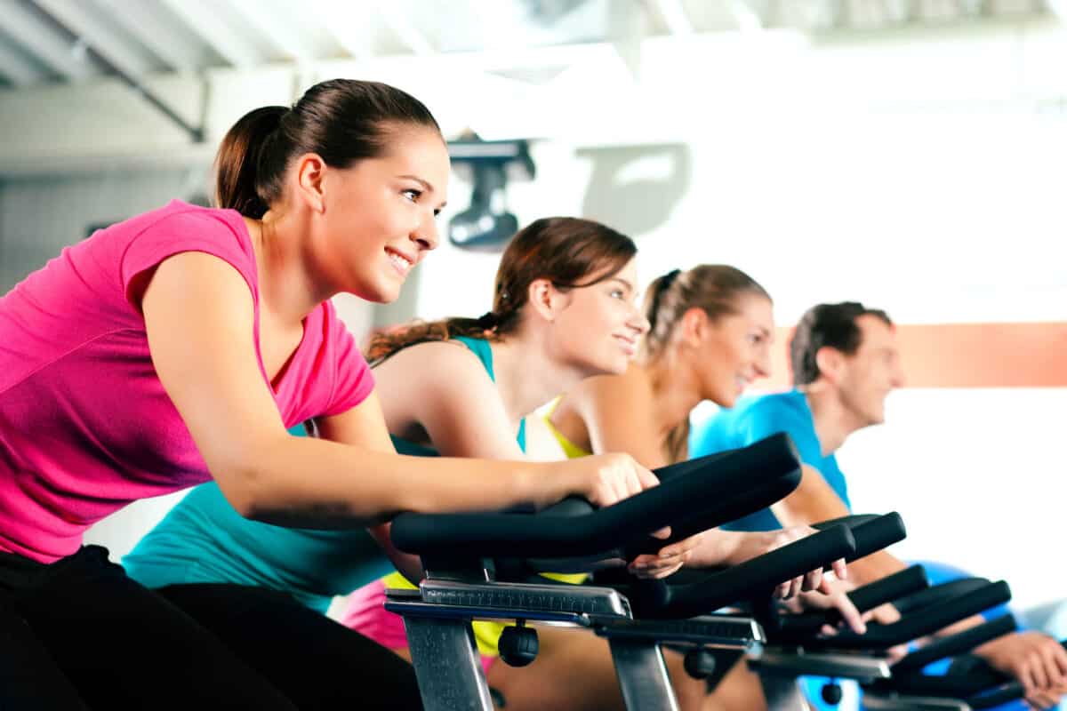 ejercicio máquina gimnasio