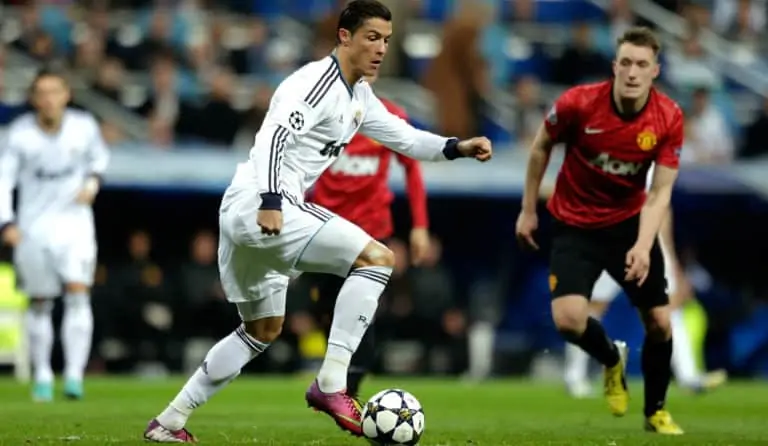 Ronaldo jugando contra el manchester